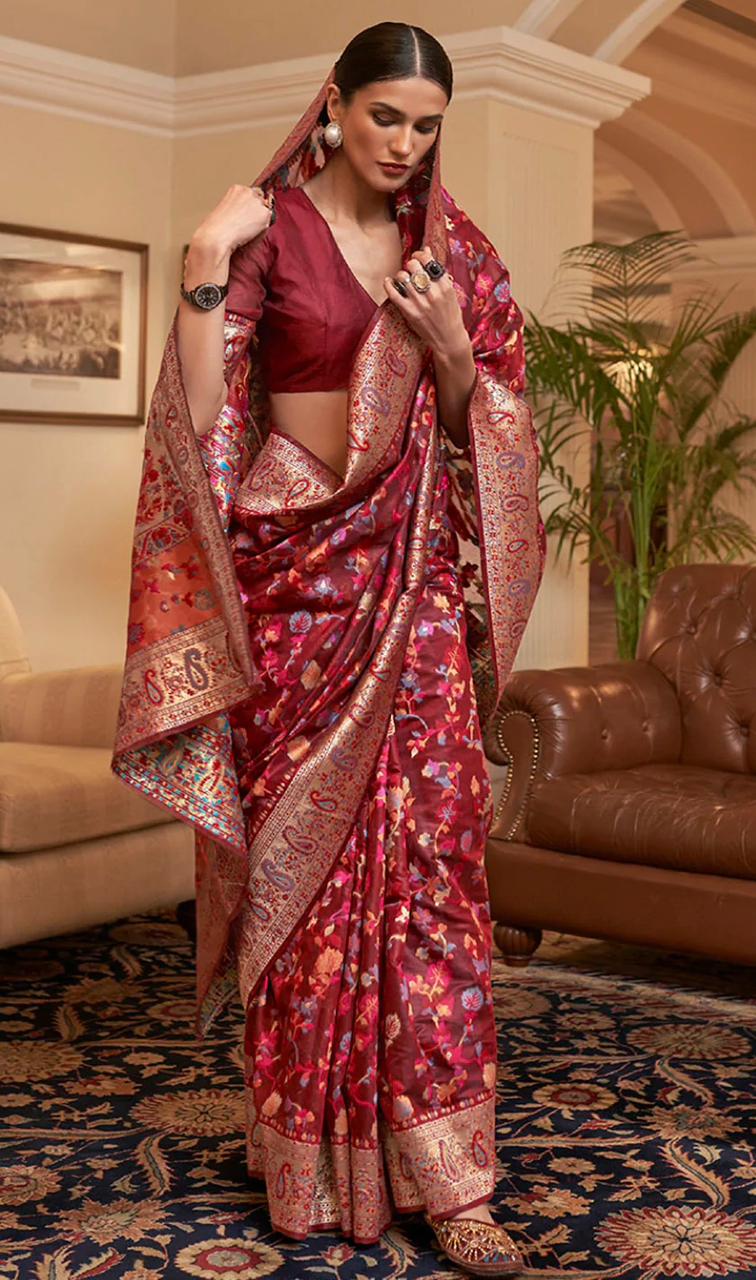 Gleaming Red Banarasi Silk Saree With Exceptional Blouse Piece