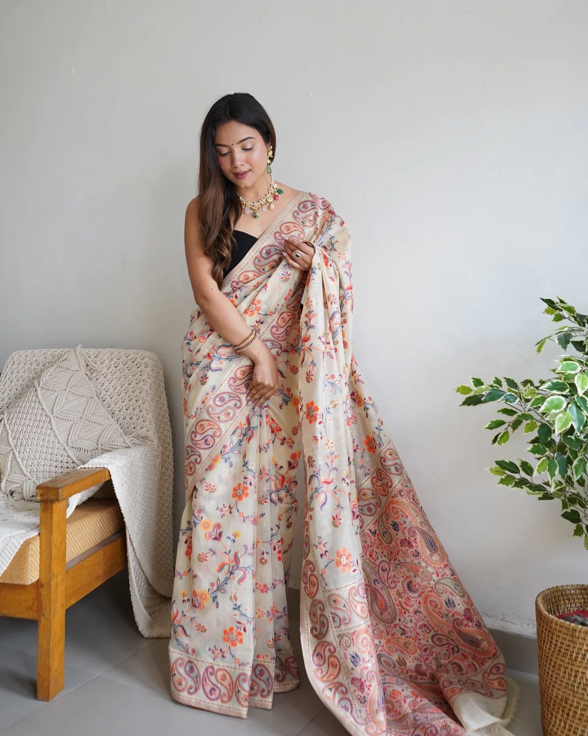 Stylish Cream Banarasi Silk Saree With Gleaming Blouse Piece
