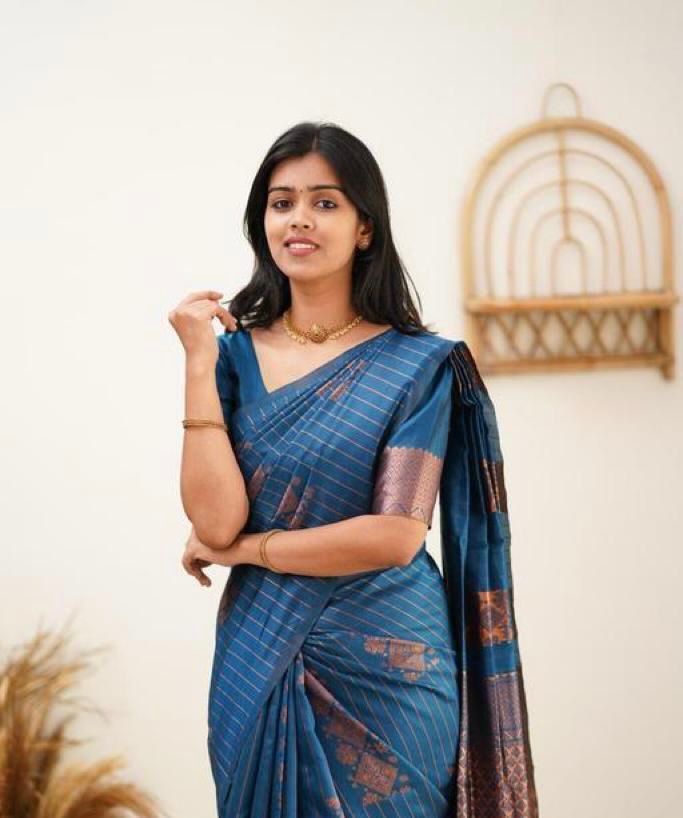 Beleaguer Rama c  Saree With Dissemble Blouse Piece
