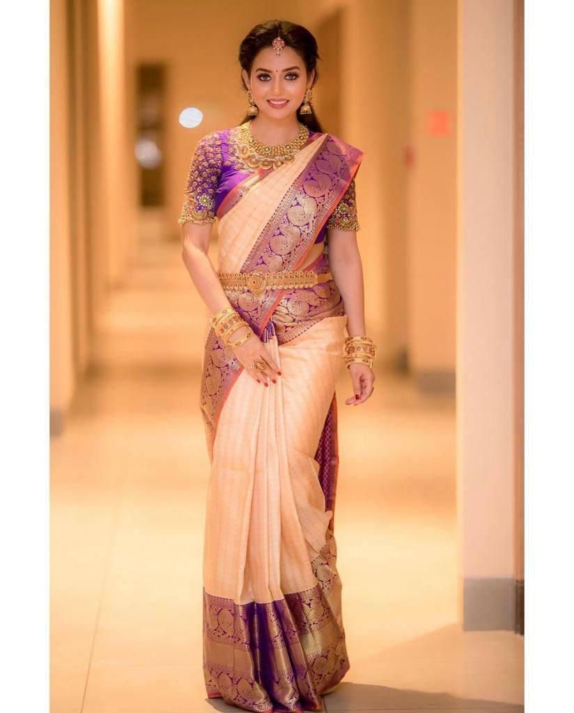 Tempting Peach Soft Silk Saree With Enchanting Blouse Piece