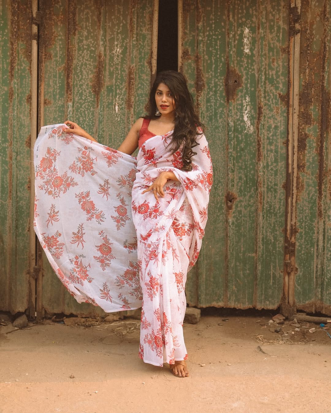 Vibrant 1-Minute Ready To Wear Off White Georgette Saree